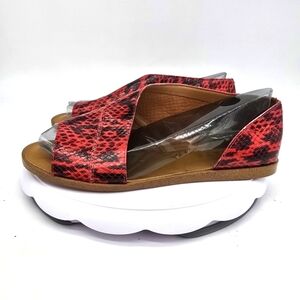 1 State Shoes Women's 9.5 Red Black Snake Print Cut Out D’orsay Celvin Flat